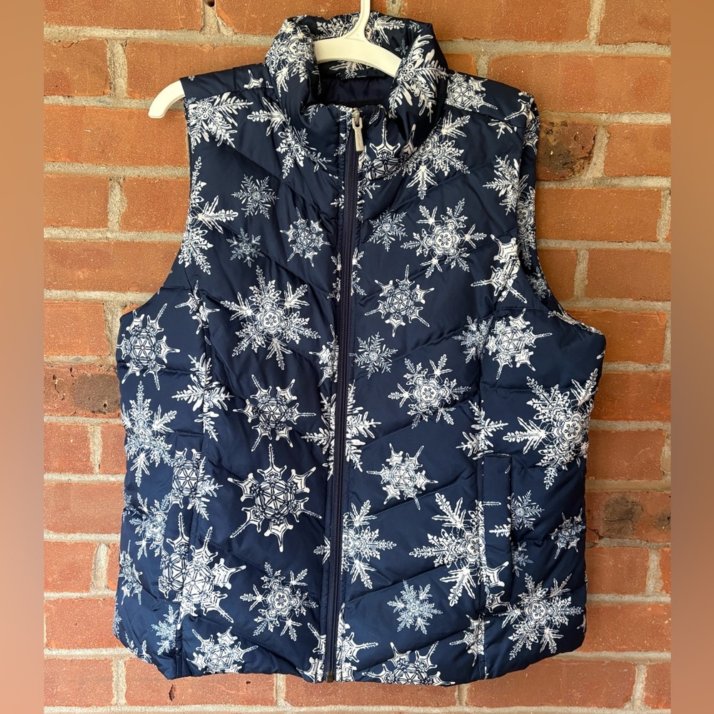 Lands’ End Navy Snowflake Down Puffer Vest Women’s Size M